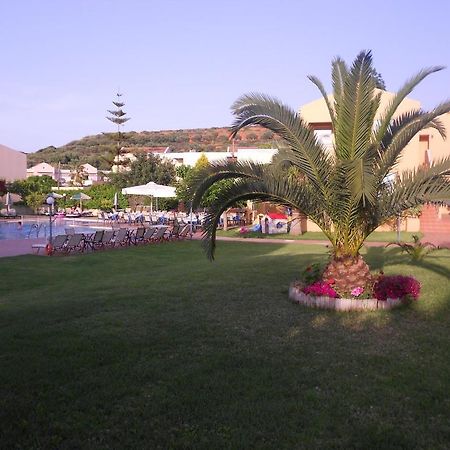 Golden Sand Suites Agioi Apostoli  Exterior photo