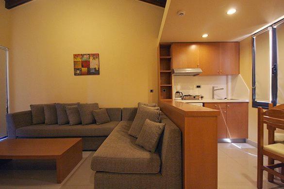Golden Sand Suites Agioi Apostoli  Room photo