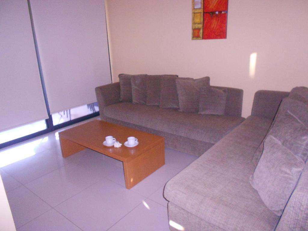 Golden Sand Suites Agioi Apostoli  Room photo