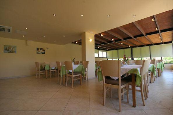 Golden Sand Suites Agioi Apostoli  Exterior photo